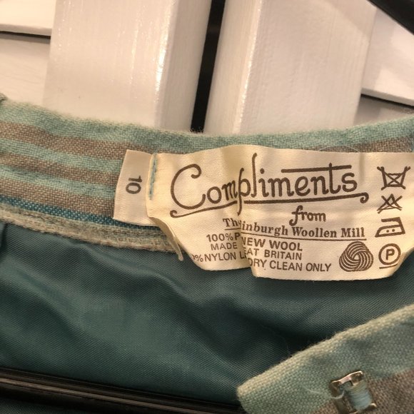 The Edinburgh Woollen Mill teal woolen skirt,6 - Picture 7 of 9